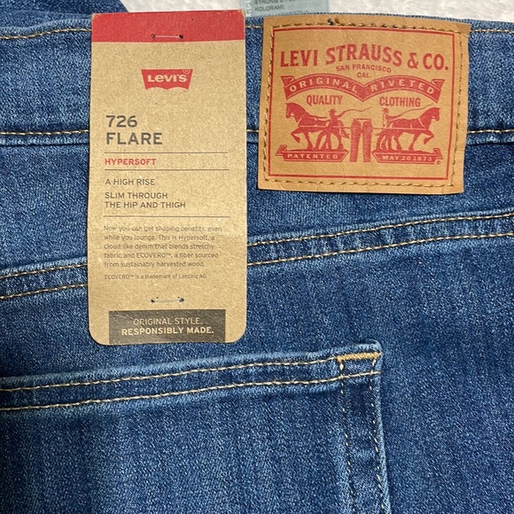 Levi´s® 726 High Rise Flare Jeans - Picture 4 of 8